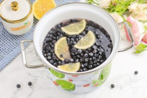 Компот из черники Компот из черники