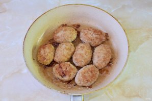 Котлеты из свинины с капустой Котлеты из свинины с капустой