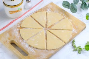Рогалики песочные с орехами Рогалики песочные с орехами