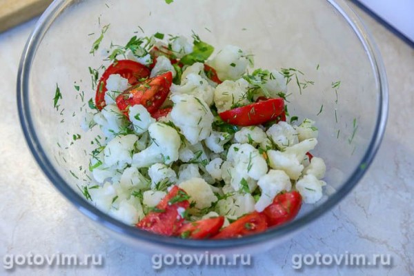 Салат из макарон с помидорами, маринованной моцареллой и салатом «Айсберг» Салат из макарон с помидорами, маринованной моцареллой и салатом «Айсберг»