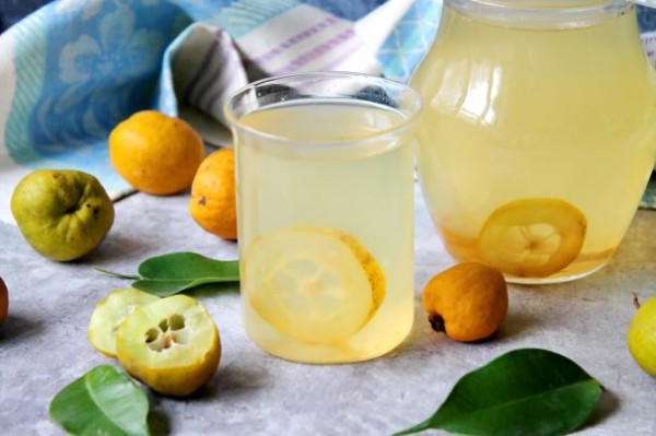 Компот из японской айвы Компот из японской айвы