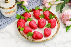 Пирожное "Клубничка" Пирожное "Клубничка"