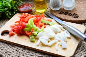 Курица с фасолью и перцем Курица с фасолью и перцем