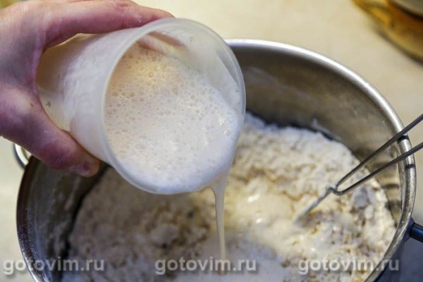 Улитки из блинов с икрой и творожным сыром Улитки из блинов с икрой и творожным сыром