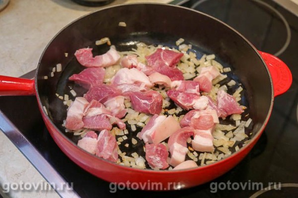 Поджарка из свинины с печенью