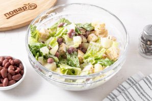Салат с фасолью и ананасом Салат с фасолью и ананасом