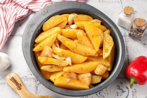 Картофель с грибами и перцем Картофель с грибами и перцем