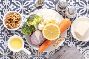 Салат из моркови, брокколи и цветной капусты Салат из моркови, брокколи и цветной капусты