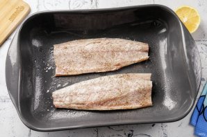 Скумбрия запечённая с сыром и майонезом Скумбрия запечённая с сыром и майонезом