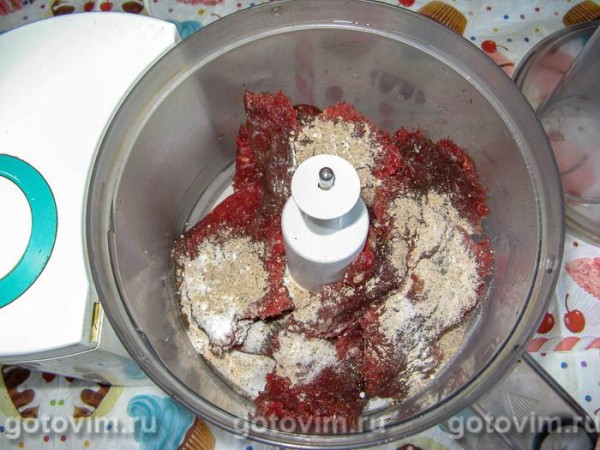 Мясной хлеб из говядины со свининой и шпиком
