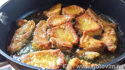Свинина в карри с яблоками и орехами Свинина в карри с яблоками и орехами
