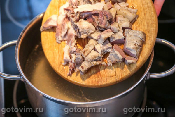 Суп с бараниной и нутом