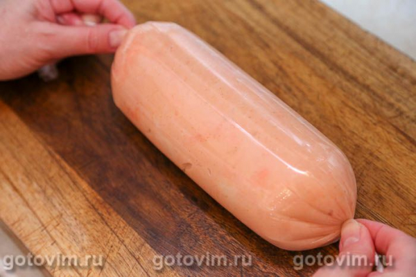 Колбаса из куриных грудок с молоком