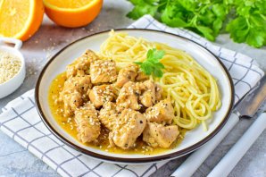 Спагетти с курицей в апельсиновом соусе Спагетти с курицей в апельсиновом соусе