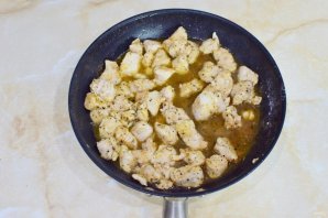 Спагетти с курицей в апельсиновом соусе Спагетти с курицей в апельсиновом соусе