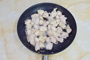 Спагетти с курицей в апельсиновом соусе Спагетти с курицей в апельсиновом соусе